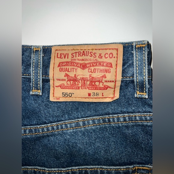 Levis 550 Mens Size 38 Stone Wash Relaxed Fit Casual Denim Jean Shorts - Picture 3 of 3